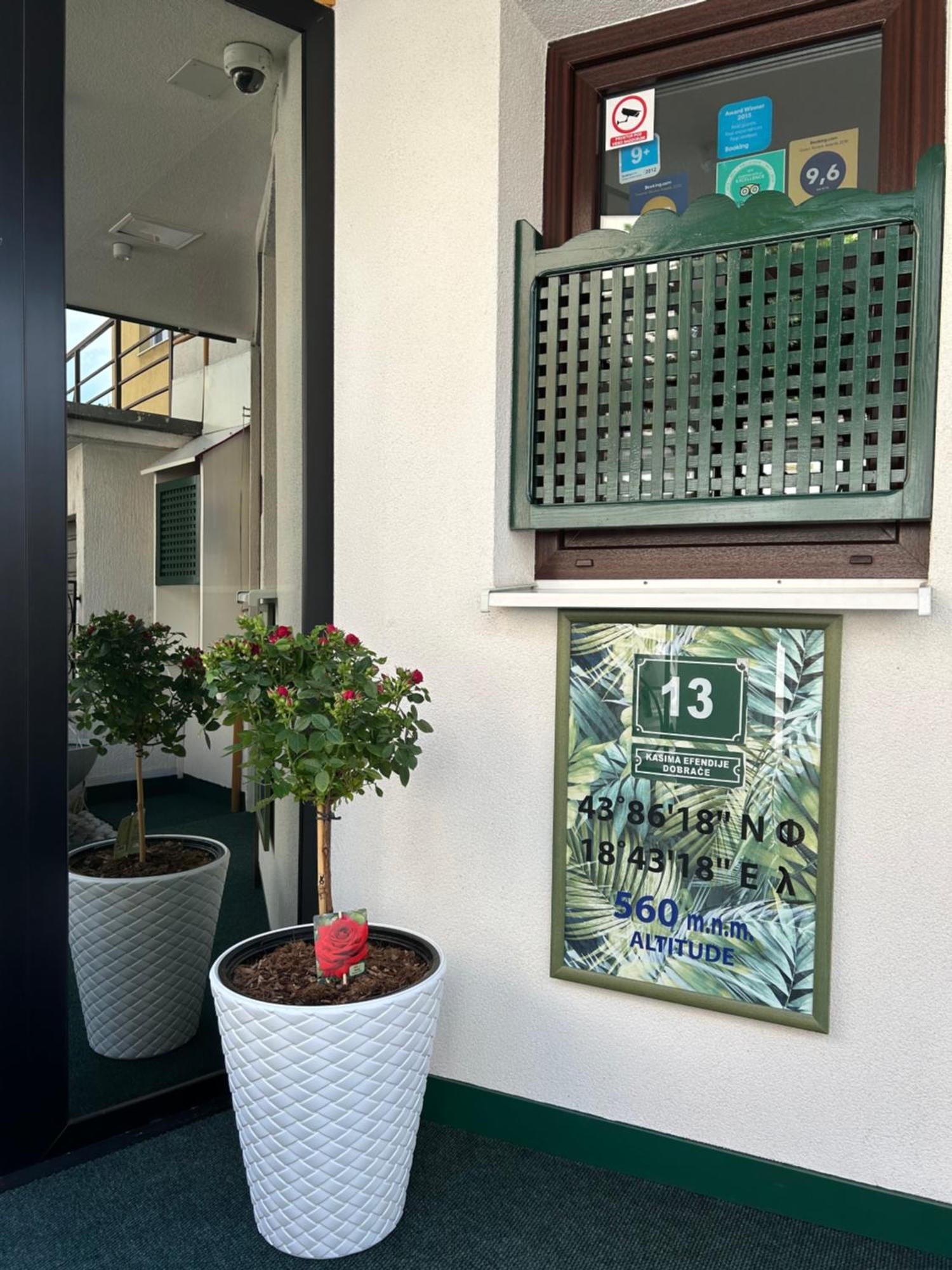 Halvat Guesthouse Сараево Екстериор снимка